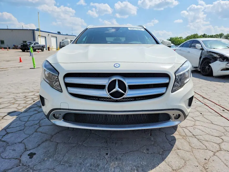 2017 MERCEDES-BENZ GLA 250  