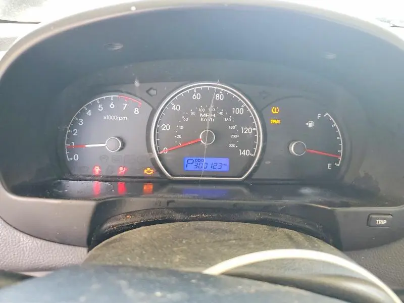 2010 HYUNDAI ELANTRA GLS  