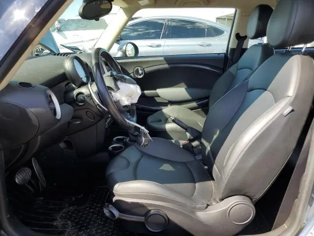 2011 MINI COOPER S