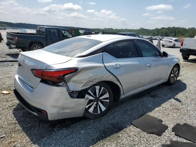 2019 NISSAN ALTIMA SV