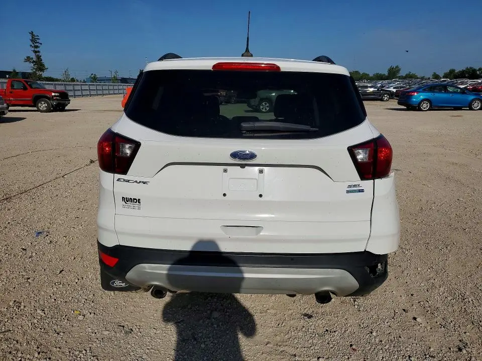 2019 FORD ESCAPE SEL  