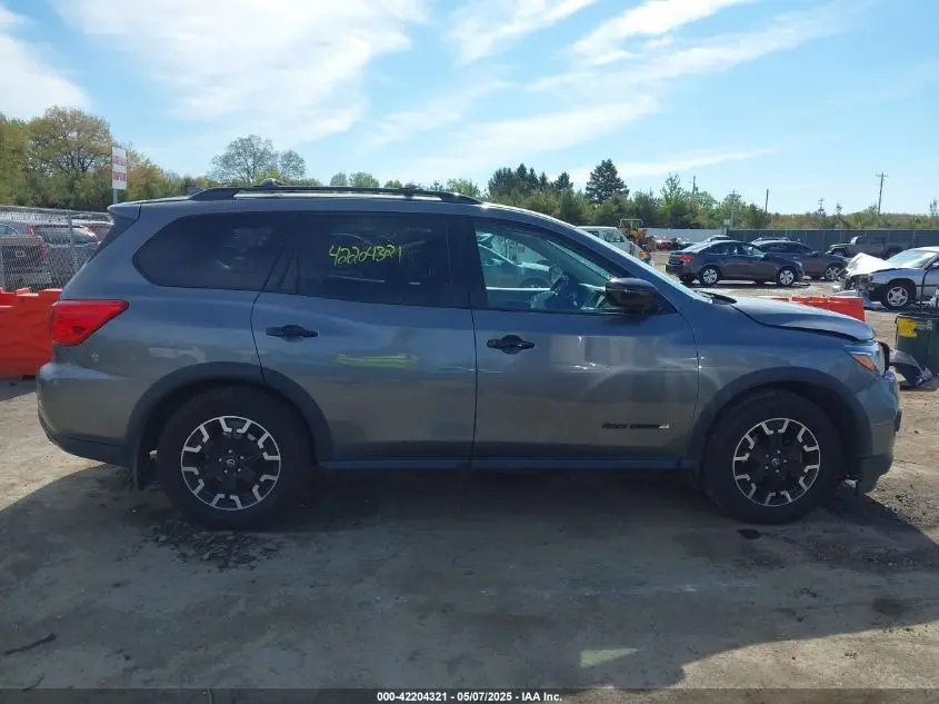 2019 NISSAN PATHFINDER SV