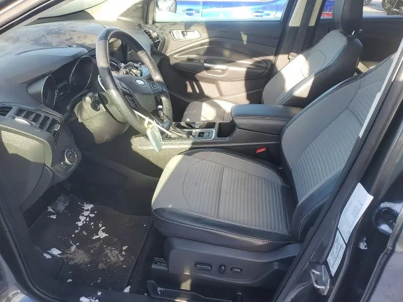 2019 FORD ESCAPE TITANIUM  