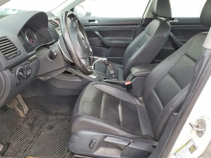 2010 VOLKSWAGEN JETTA TDI  