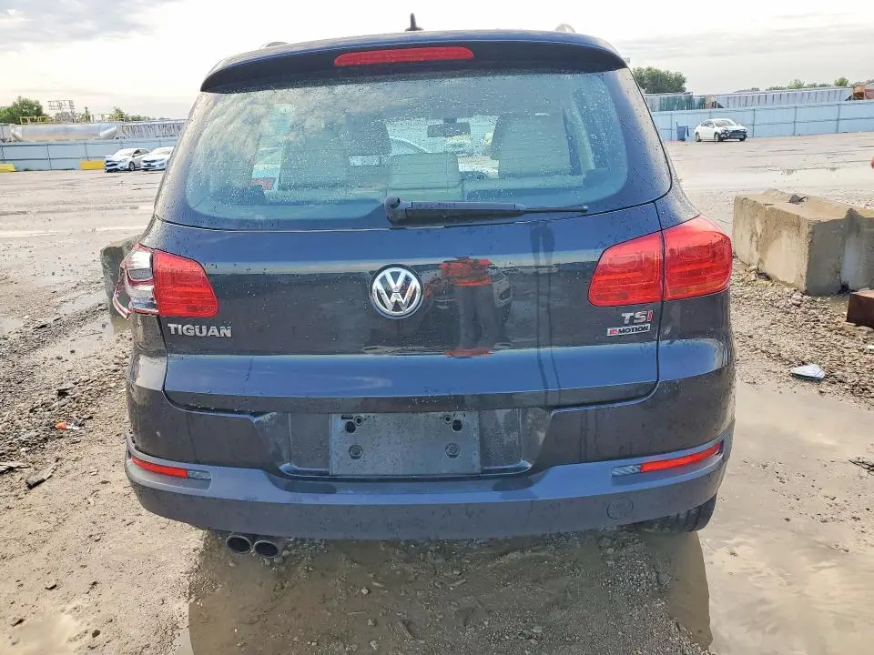 2017 VOLKSWAGEN TIGUAN S  