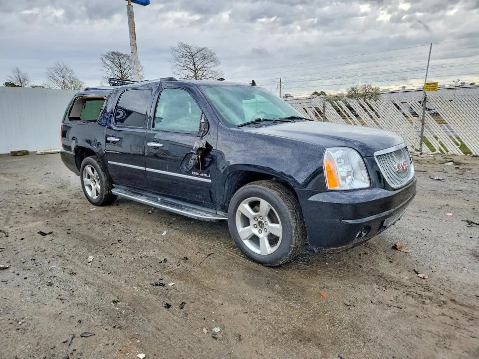 2013 GMC YUKON XL DENALI  