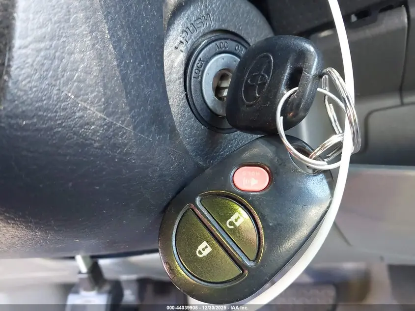 2011 TOYOTA TACOMA PRERUNNER V6