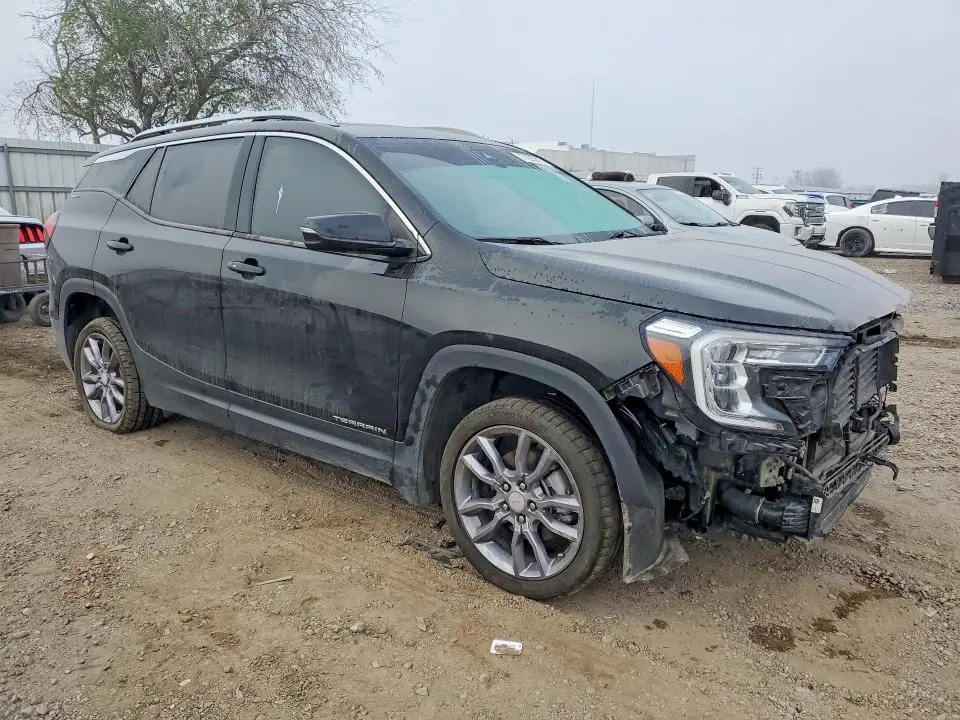 2022 GMC TERRAIN SLT  