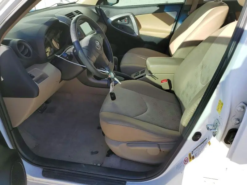 2010 TOYOTA RAV4 BASE  