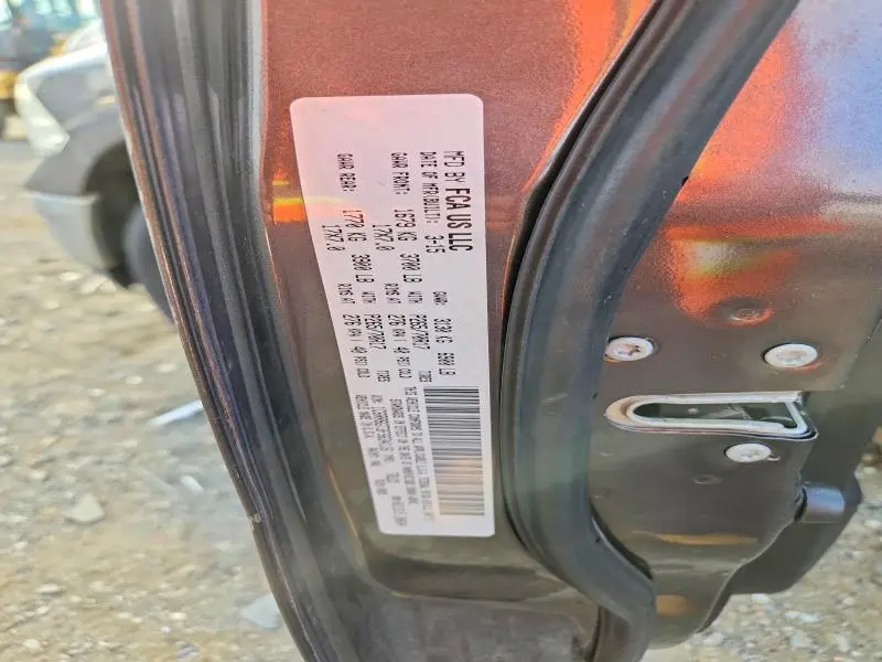 2015 RAM 1500 SLT  