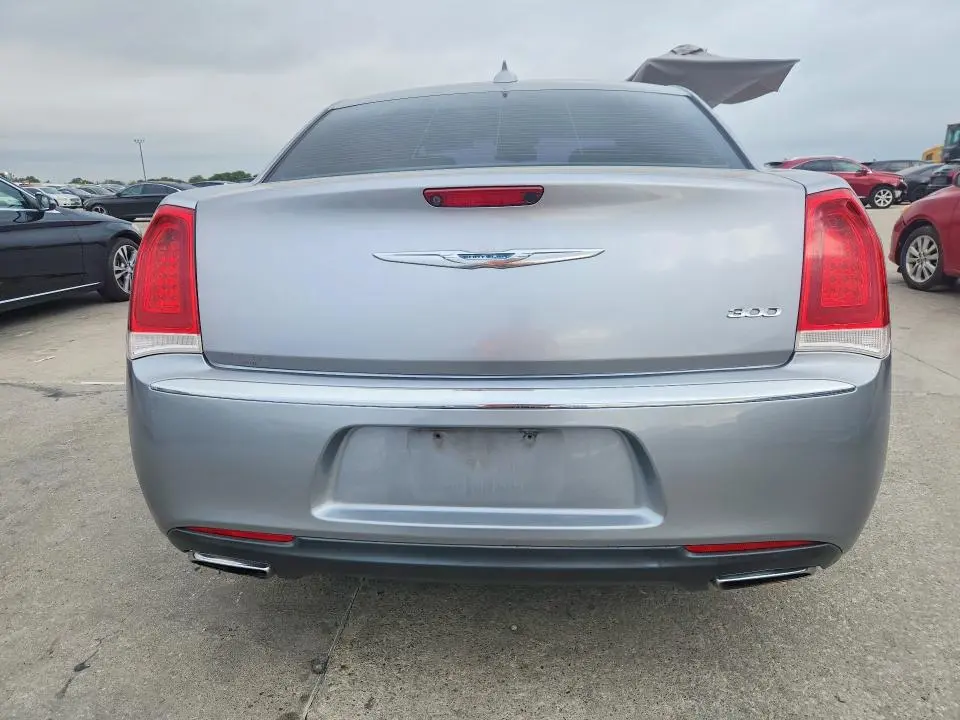 2015 CHRYSLER 300 LIMITED  