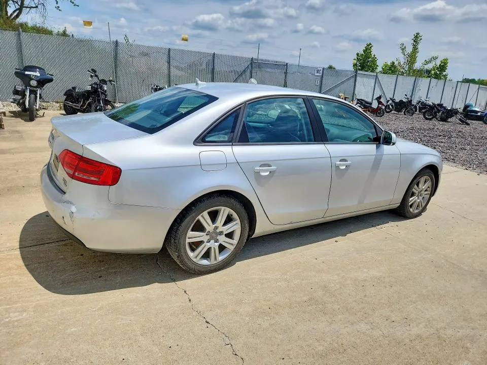 2010 AUDI A4 PREMIUM  