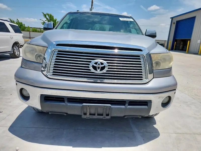 2010 TOYOTA TUNDRA CREWMAX LIMITED  