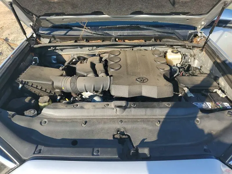 2019 TOYOTA 4RUNNER SR5/SR5 PREMIUM  