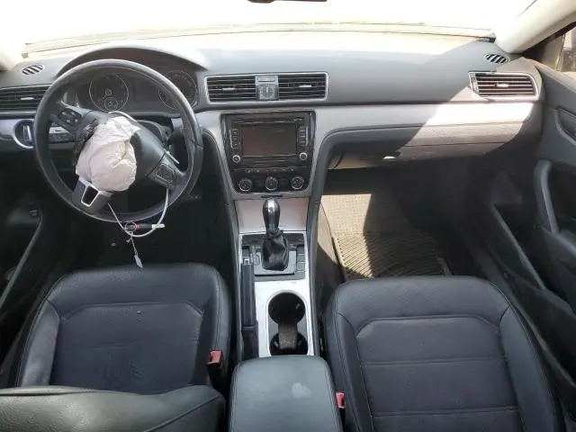 2013 VOLKSWAGEN PASSAT SE  
