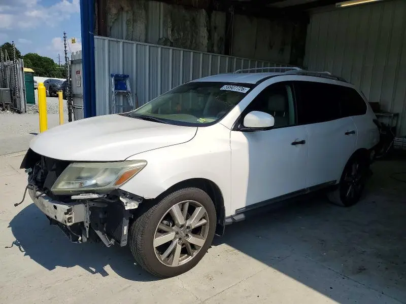 2013 NISSAN PATHFINDER S  