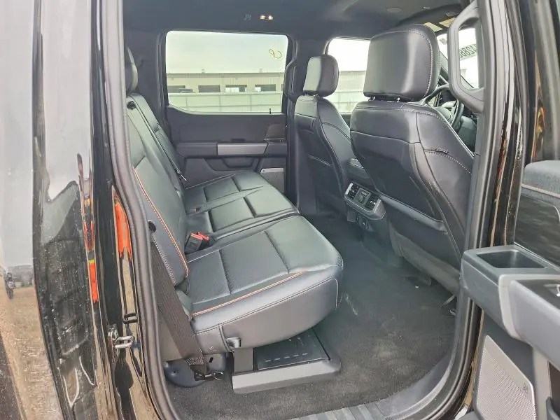 2025 FORD F150 LARIAT  