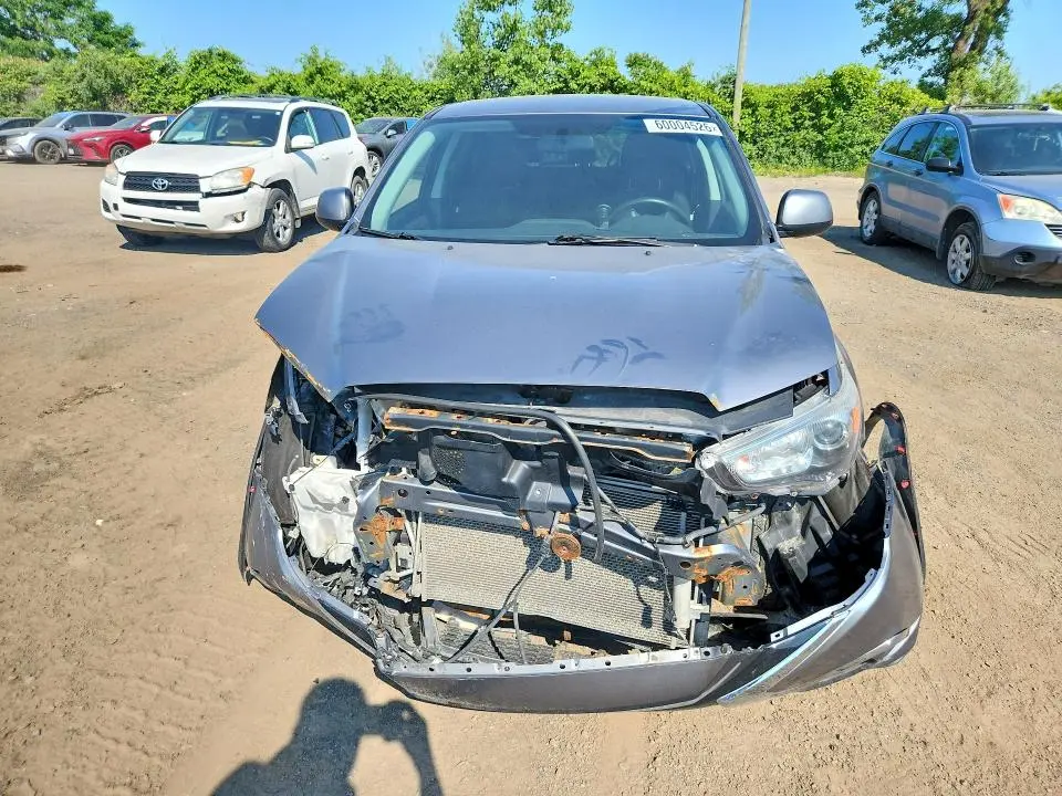 2019 MITSUBISHI RVR SE  