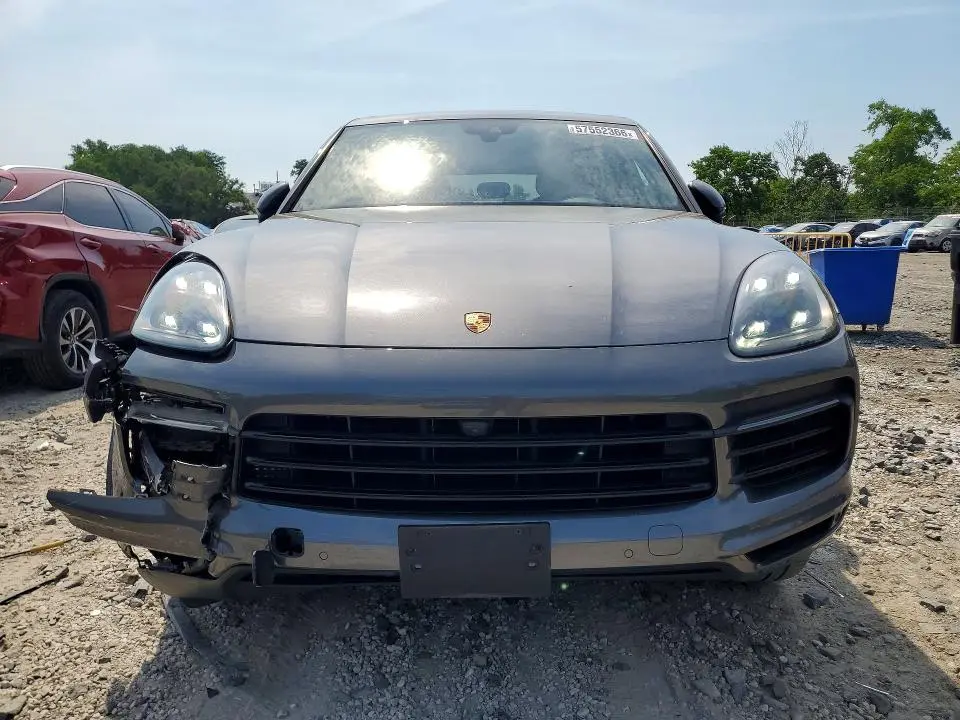 2020 PORSCHE CAYENNE   