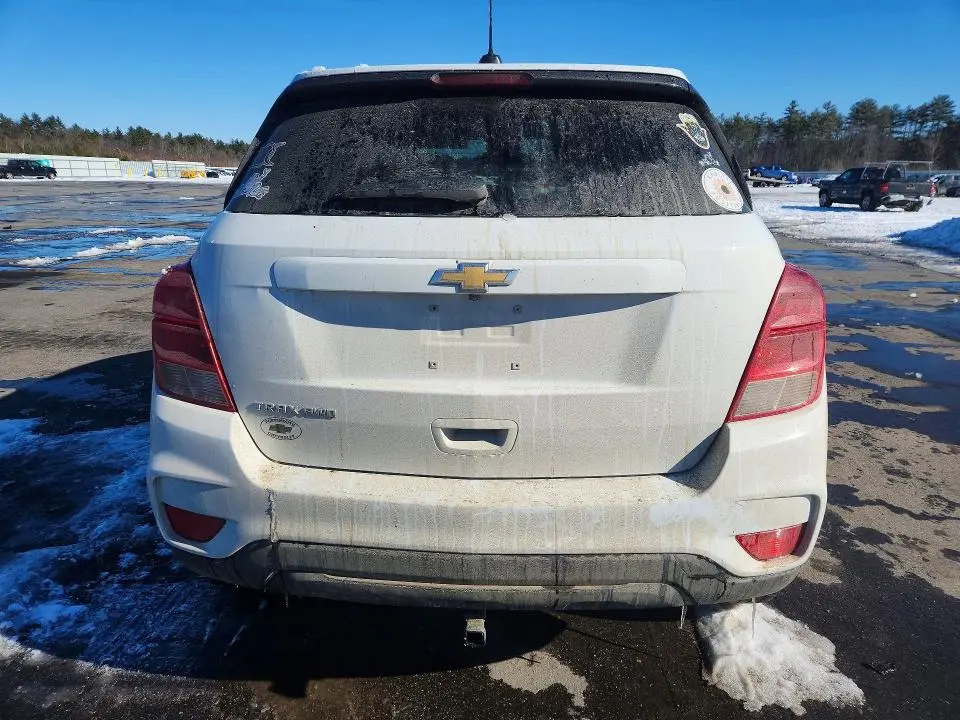 2022 CHEVROLET TRAX LS  