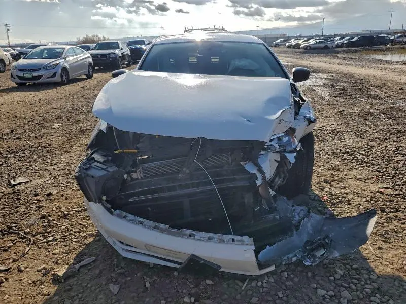 2016 VOLKSWAGEN JETTA SPORT  