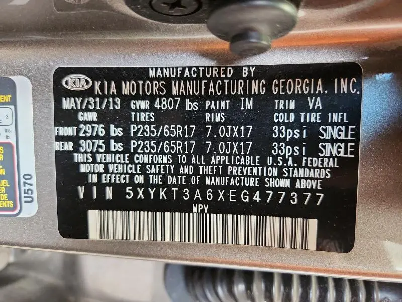 2014 KIA SORENTO LX  
