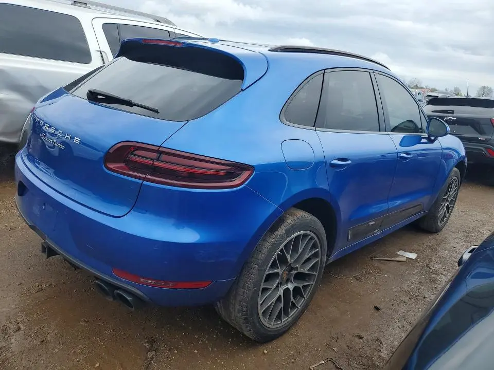 2015 PORSCHE MACAN TURBO  