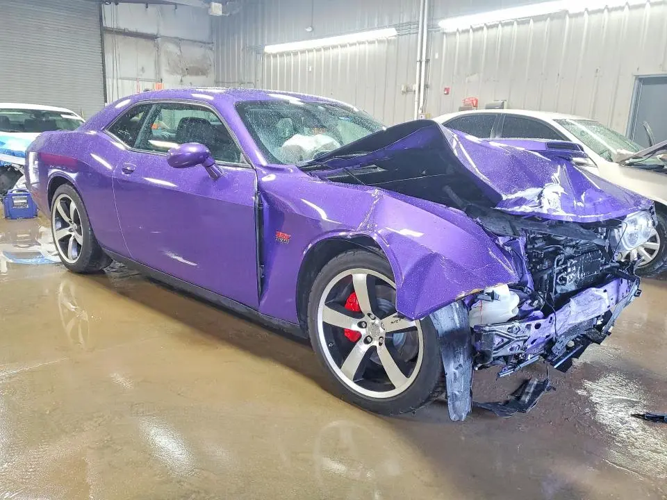 2014 DODGE CHALLENGER SRT-8  