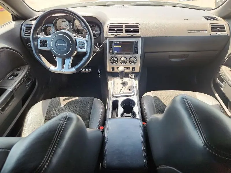 2013 DODGE CHALLENGER SRT-8  