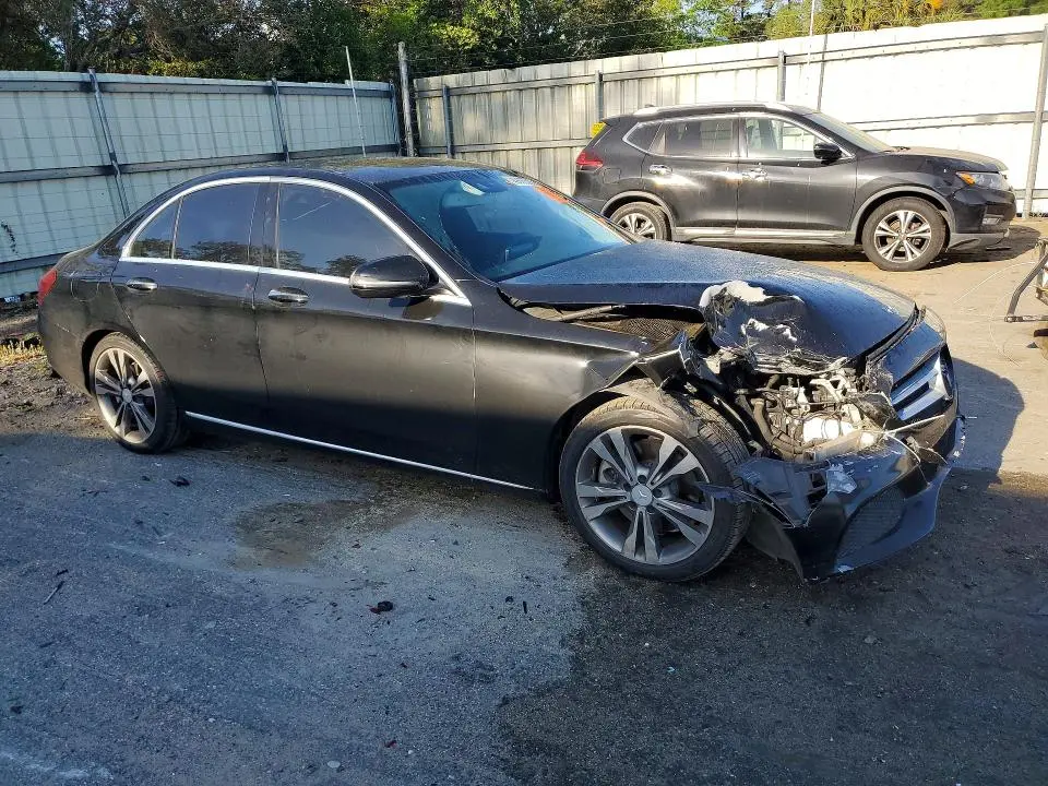 2016 MERCEDES-BENZ C 300  