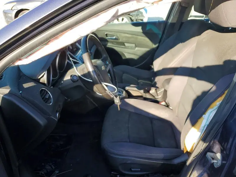 2013 CHEVROLET CRUZE LT  