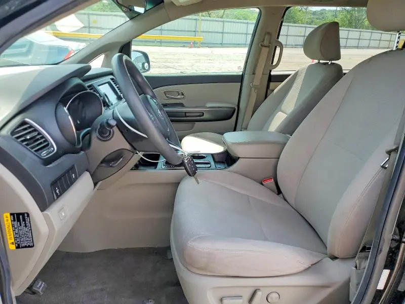 2019 KIA SEDONA LX  