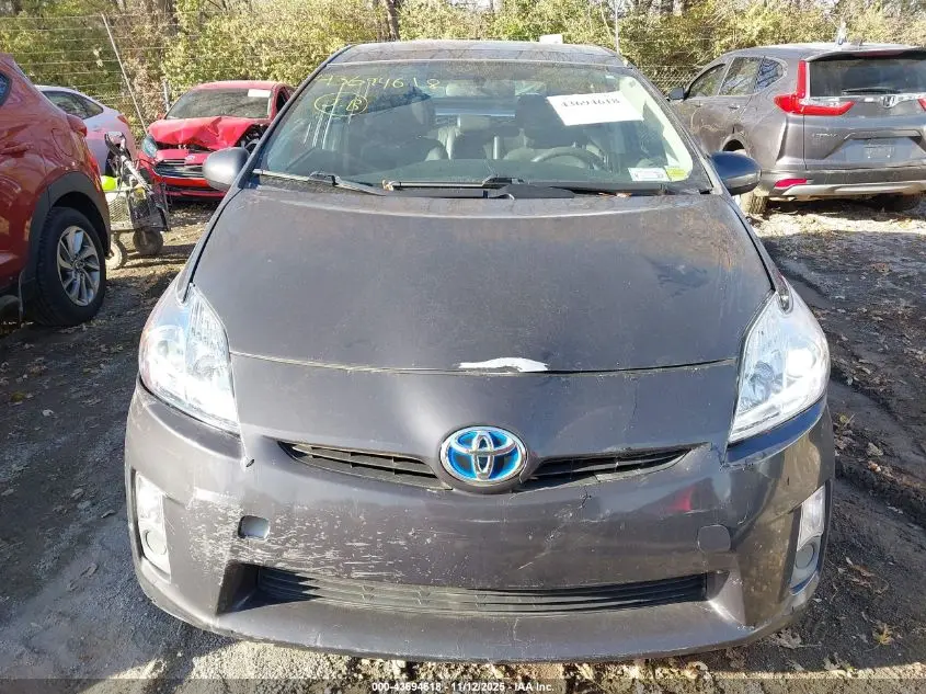 2010 TOYOTA PRIUS III