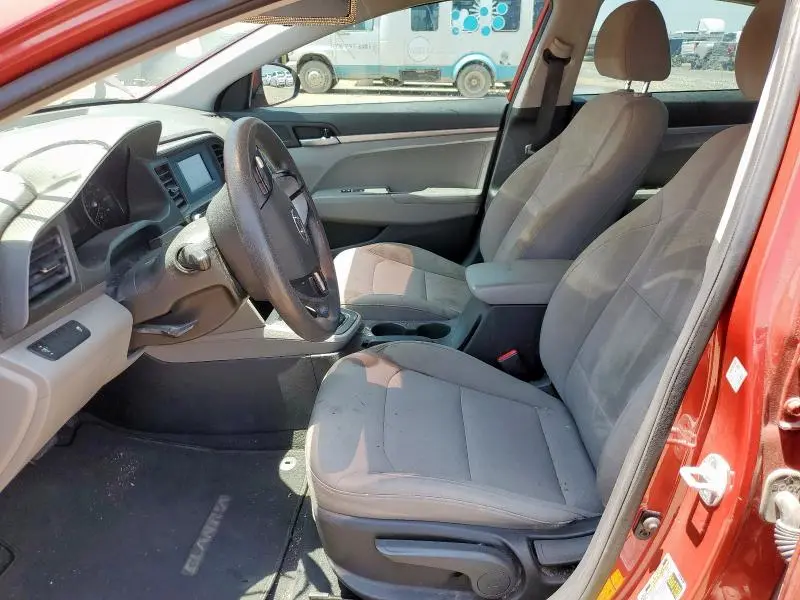 2019 HYUNDAI ELANTRA SE  