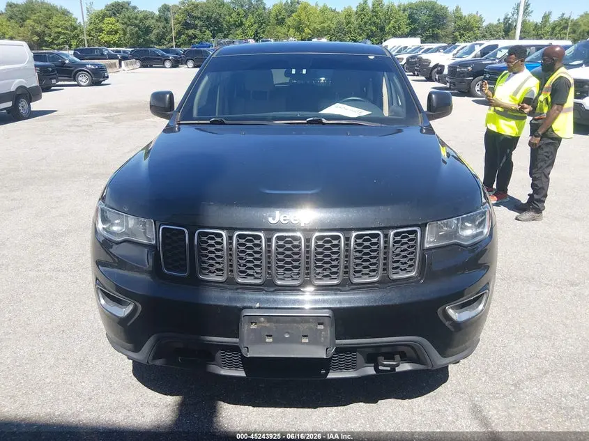 2019 JEEP GRAND CHEROKEE LAREDO E 4X4