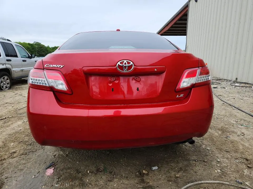 2011 TOYOTA CAMRY LE  