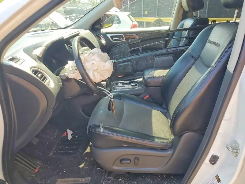 2020 NISSAN PATHFINDER SV  