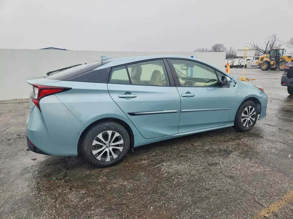 2019 TOYOTA PRIUS XLE AWD-E  