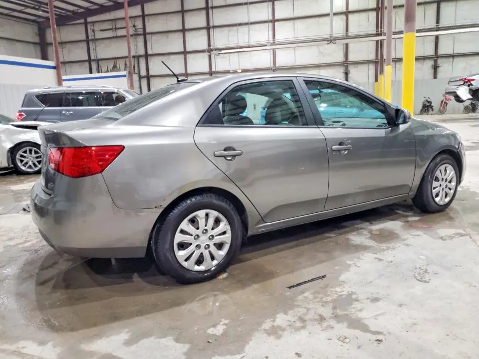 2011 KIA FORTE EX  
