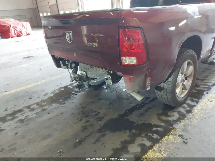 2019 RAM 1500 CLASSIC TRADESMAN  4X4 6'4 BOX