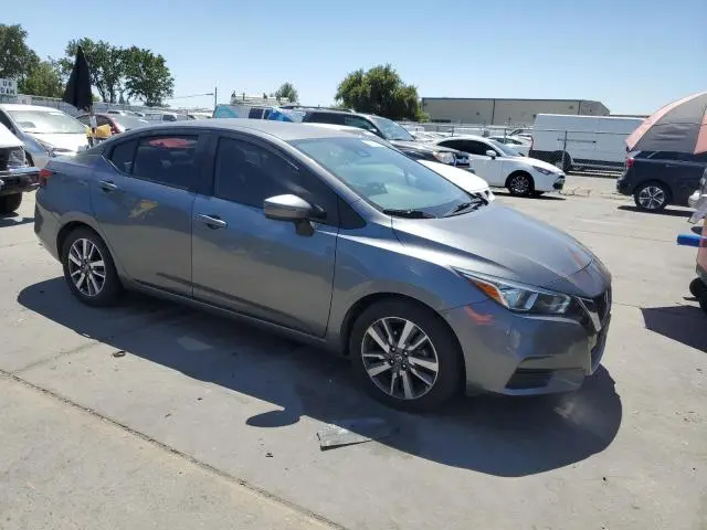 2020 NISSAN VERSA SV  