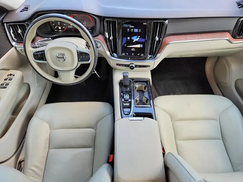 2021 VOLVO S60 T8 RECHARGE R-DESIGN  