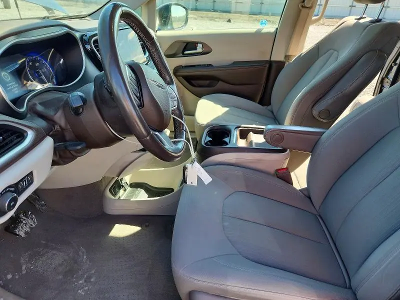 2021 CHRYSLER PACIFICA TOURING  