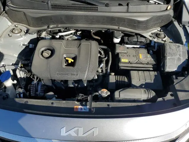 2023 KIA SELTOS S  