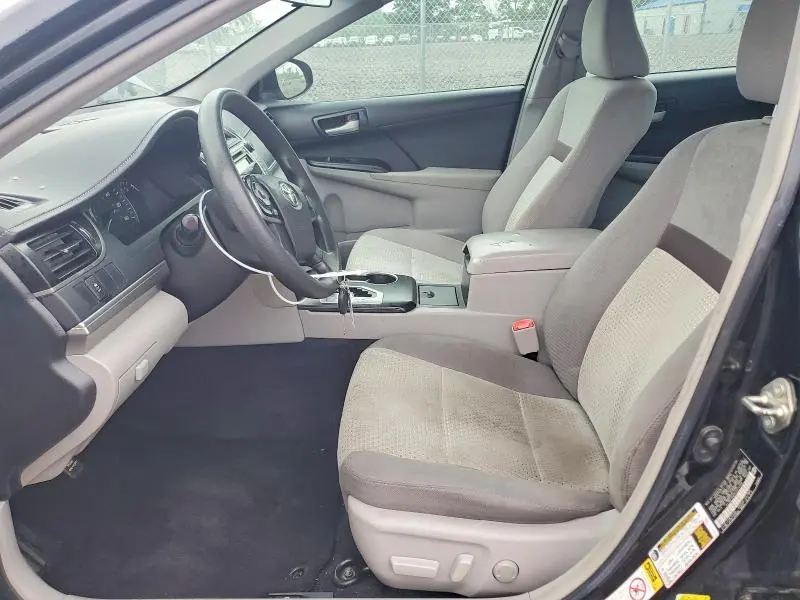 2014 TOYOTA CAMRY LE  