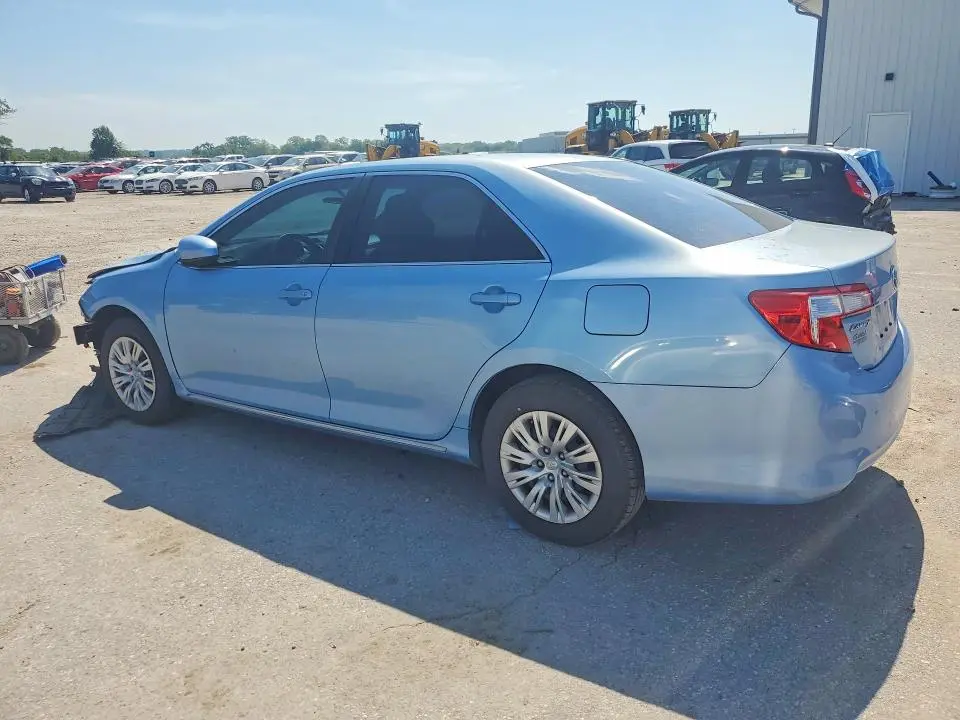 2012 TOYOTA CAMRY LE  