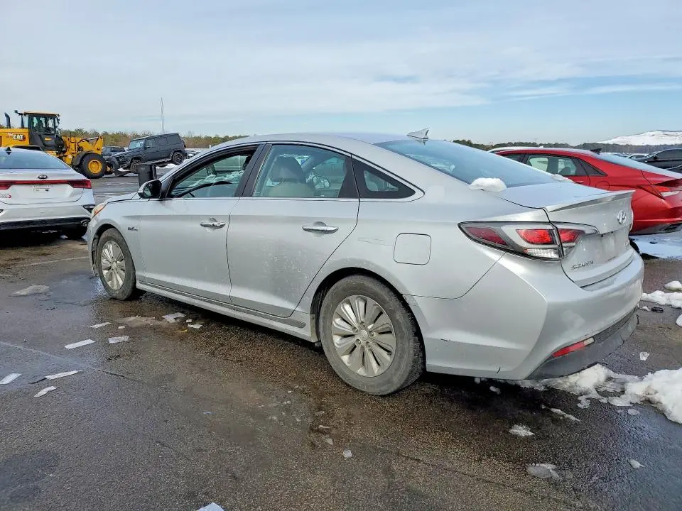 2016 HYUNDAI SONATA HYBRID  