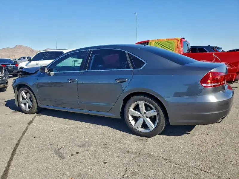 2015 VOLKSWAGEN PASSAT S  