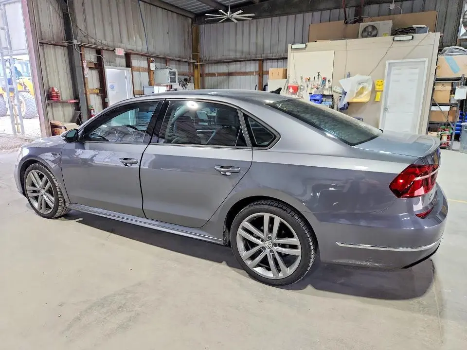 2018 VOLKSWAGEN PASSAT S  