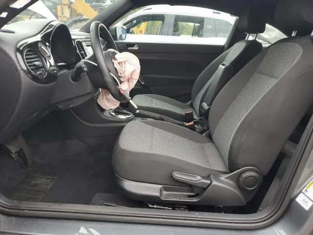 2019 VOLKSWAGEN BEETLE S  